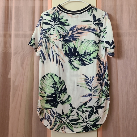 Topshop Leaf Tee - Picture 3 of 4